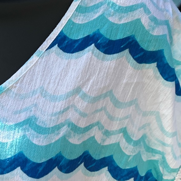 White and Blue Wave Beach Cover Up - Picture 8 of 14